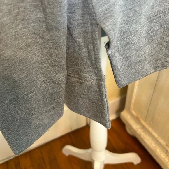 Harley-Davidson Gray and Orange Sweatshirt. - Picture 6 of 13